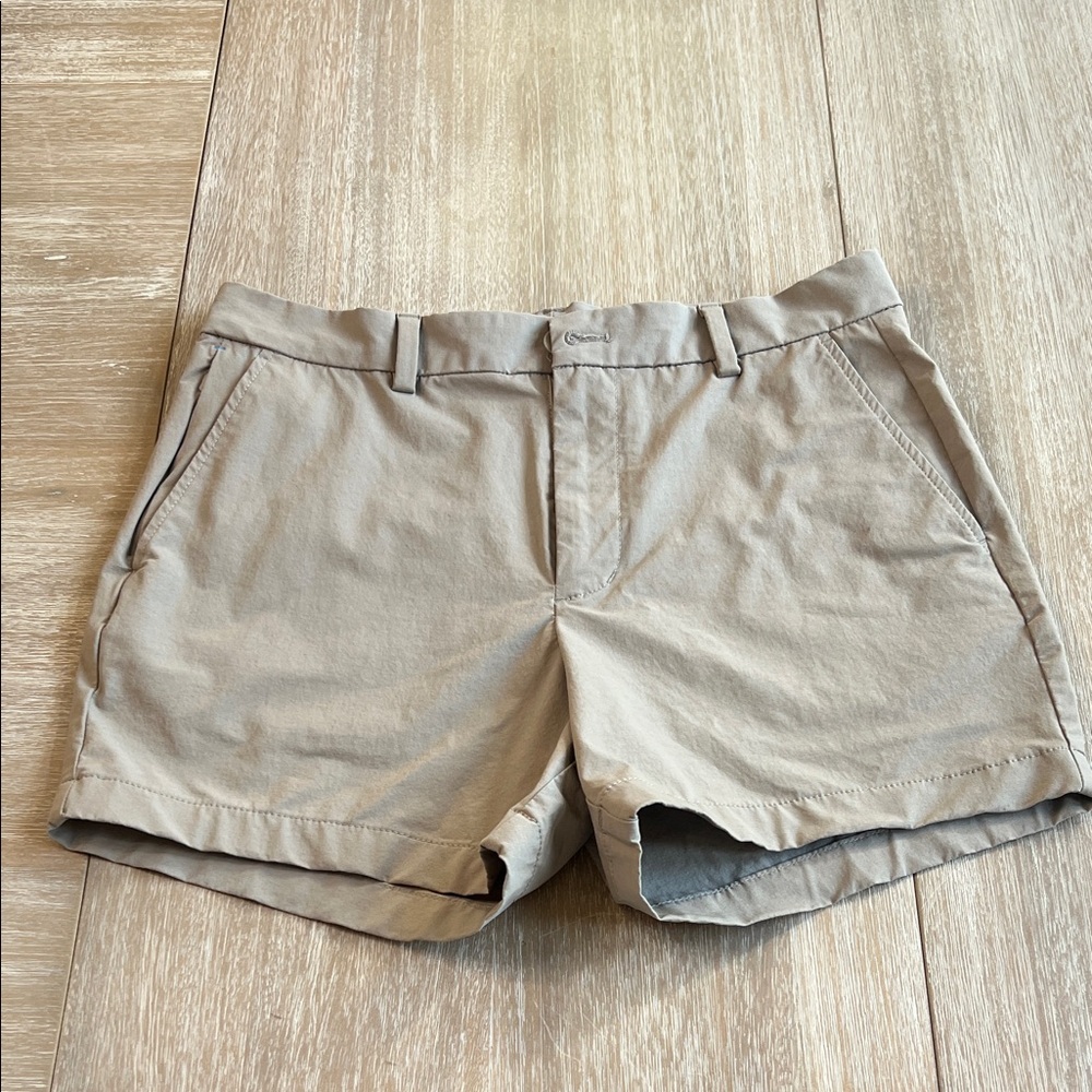 Vineyard Vines Tan Men's Shorts